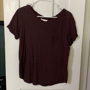Maroon pocket t shirt